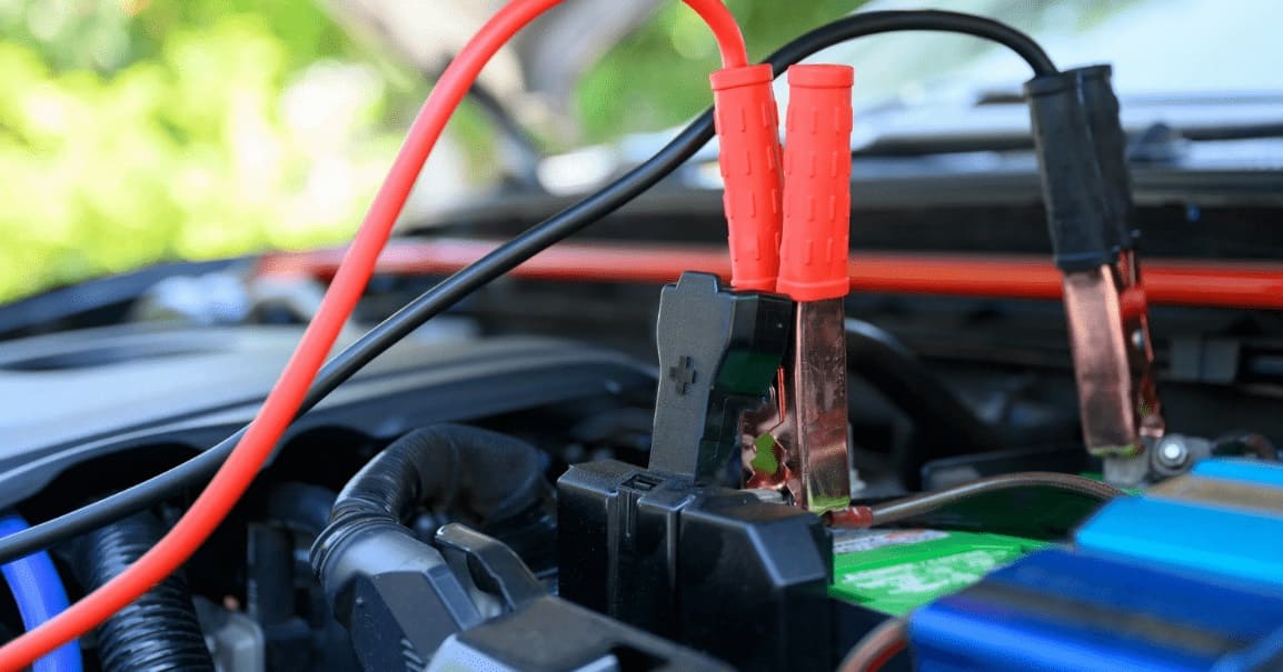 Почему быстро разряжается аккумулятор на машине, если она стоит